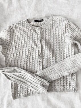 Brandy Melville Zoe Cardigan Light Gray Cable Knit Cropped XS/S